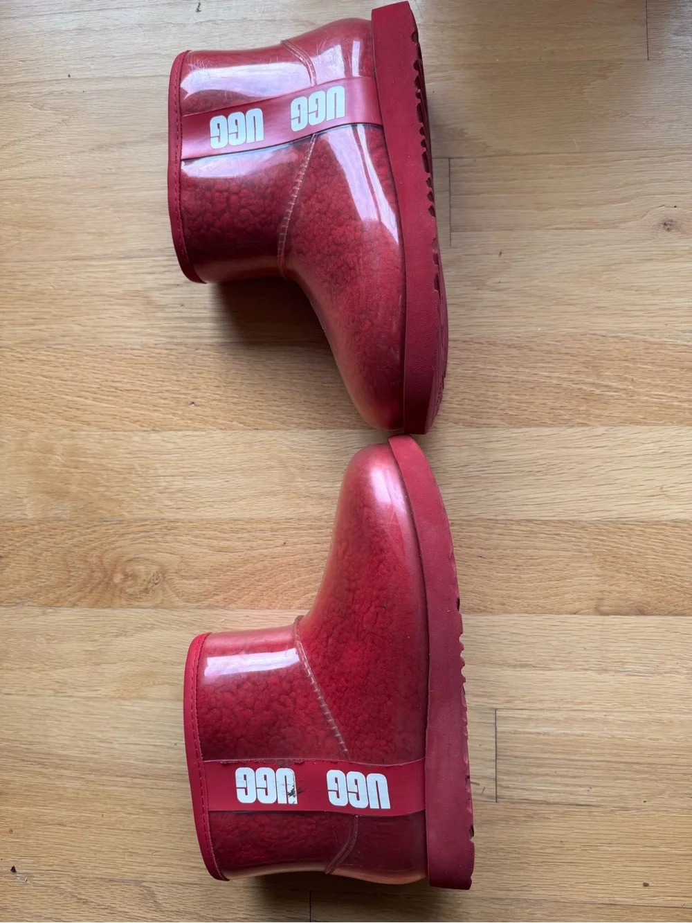UGG Kids Waterproof red Slip-On Boots size 4